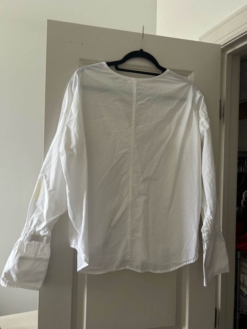 A.L.C. Oversized White Button-Down V-Neck, US0 - Picture 3 of 6